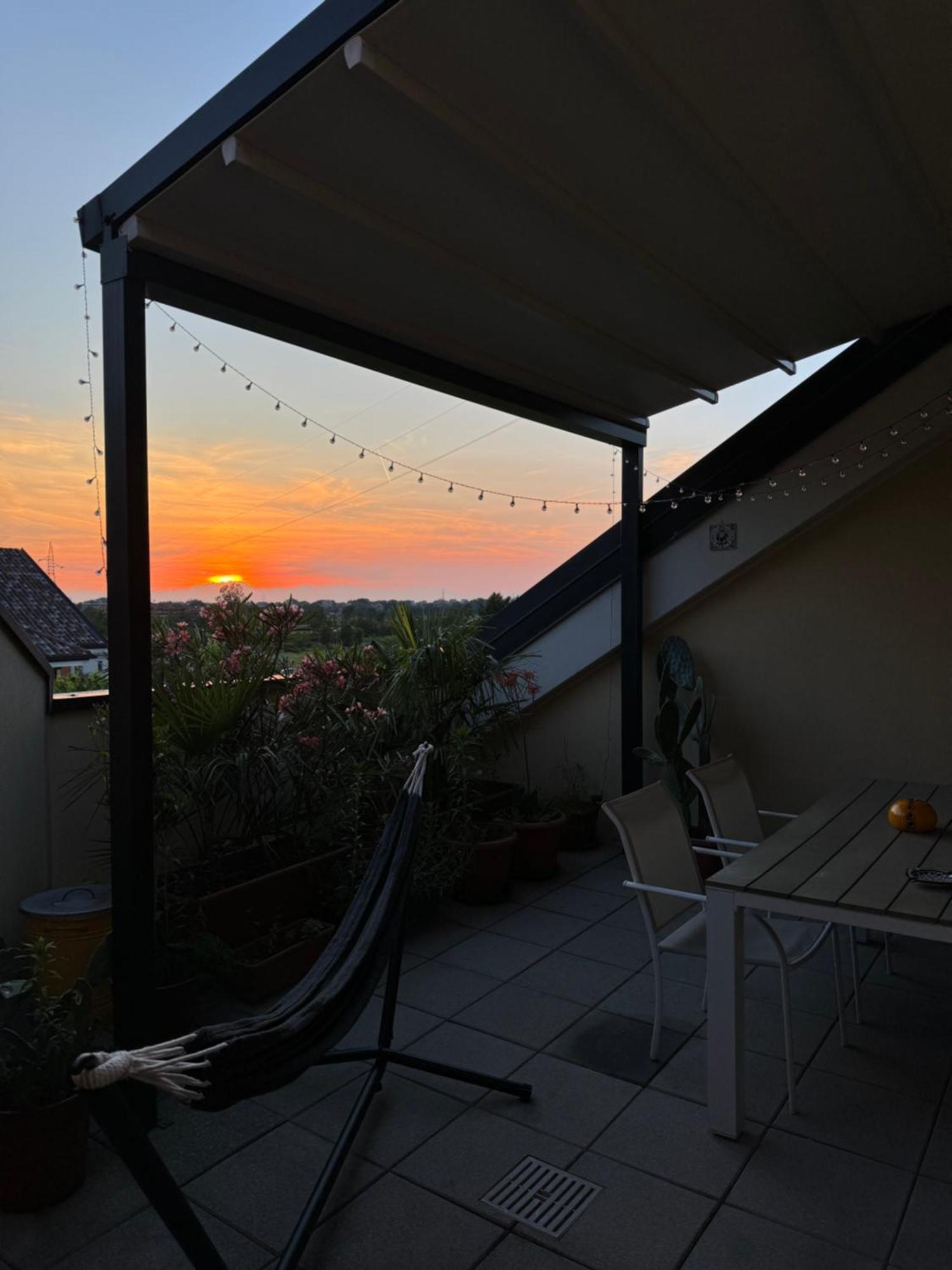 Flat With Terrace Close To Forum And Milanofiori Metro Assago Extérieur photo