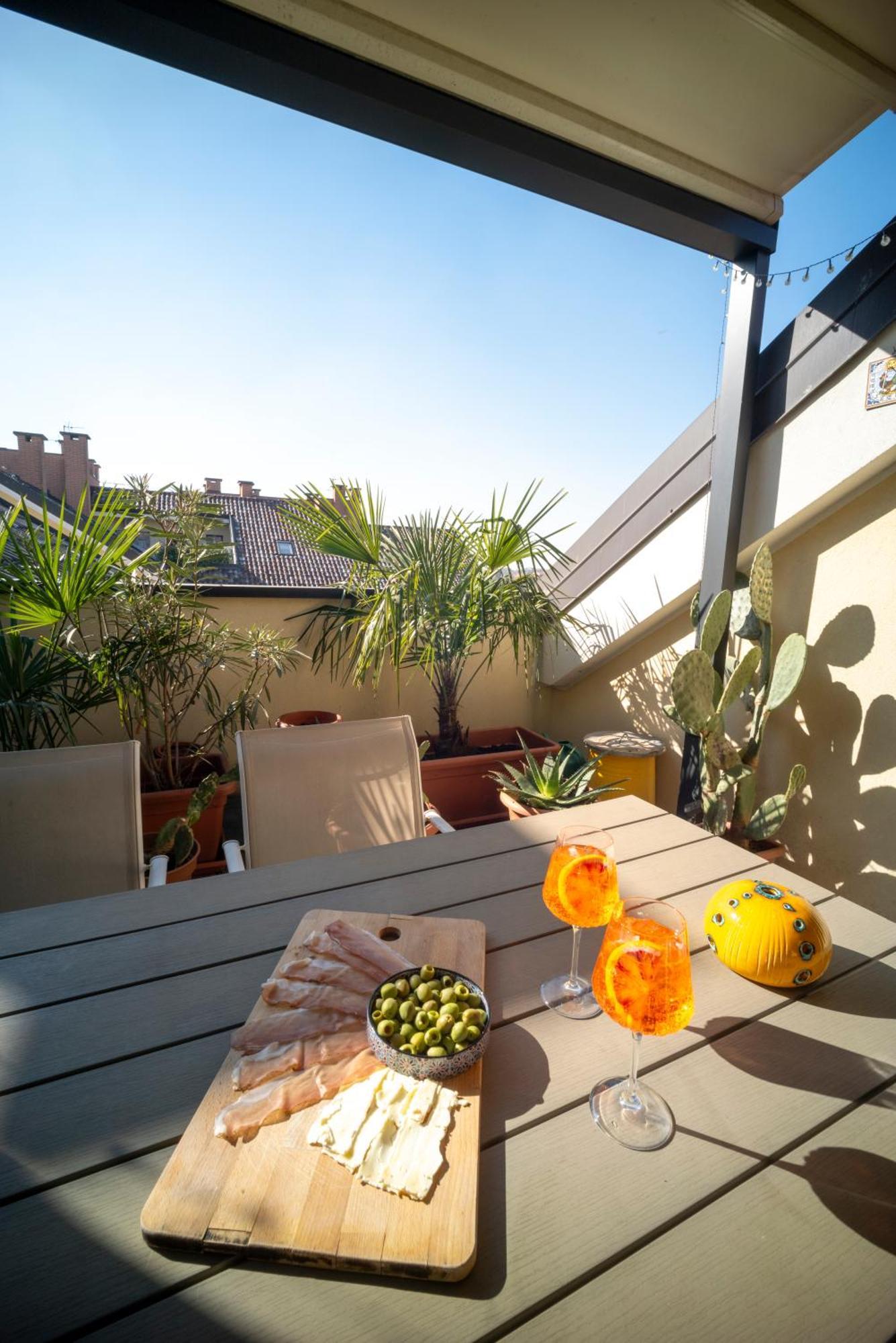 Flat With Terrace Close To Forum And Milanofiori Metro Assago Extérieur photo